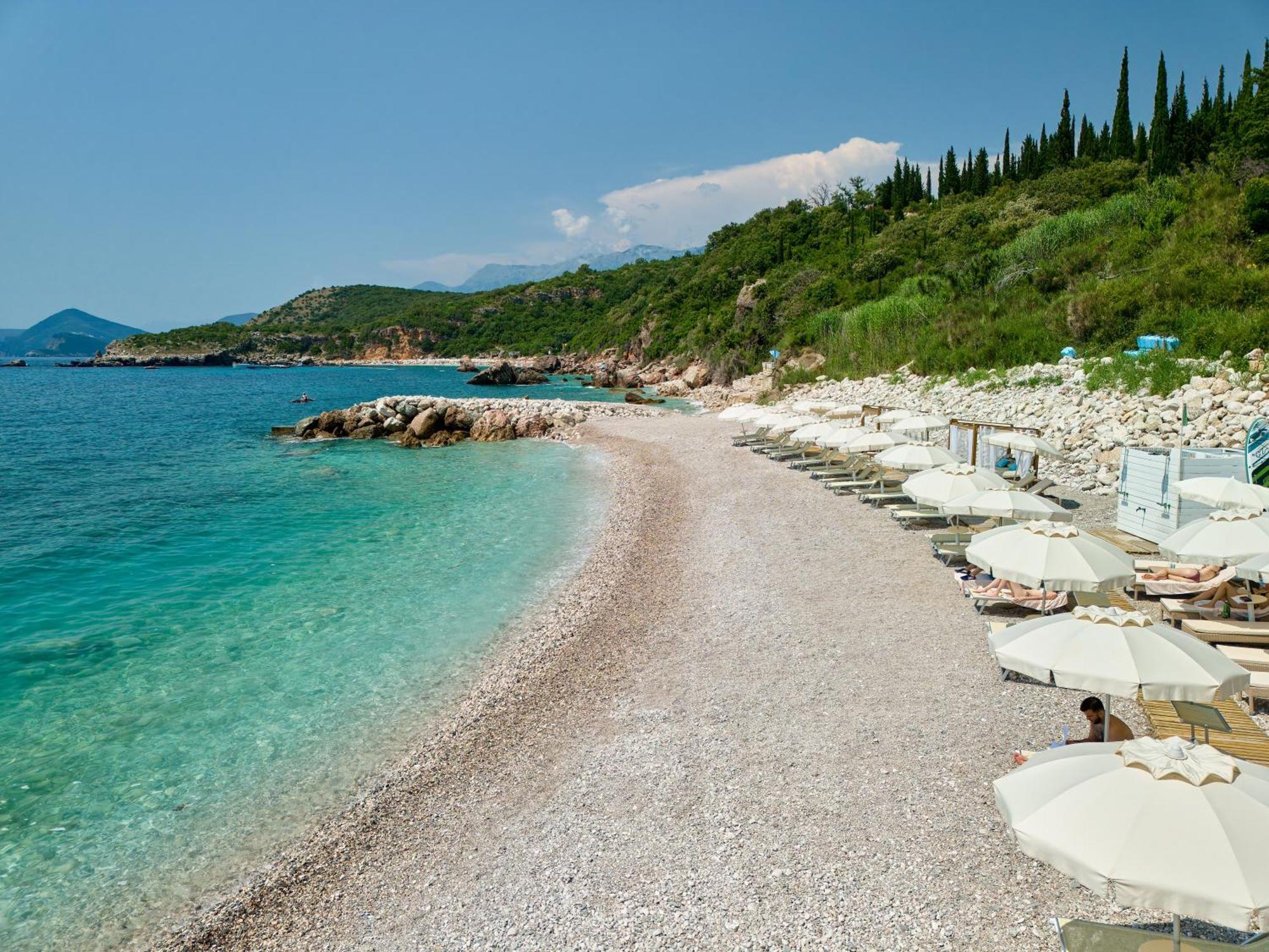 Ananti Resort, Residences & Beach Club - The Leading Hotels Of The World Светі-Стефан Екстер'єр фото